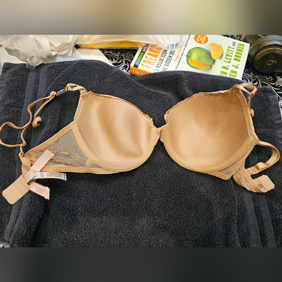 VICTORIA'S SECRET BEIGE LACE WIRE PUSH UP BRA SZ 36C NEW WITH TAGS - Picture 3 of 5